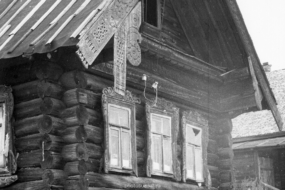 Дом в деревне Васенино Гороховецкого района до перевозки в Суздаль
