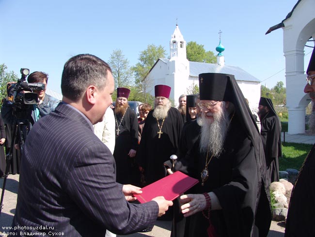 Гостиничные домики Покровского монастыря переданы Владимирской епархии