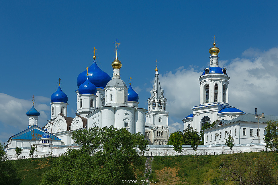 Доклад: Дворец в Боголюбово